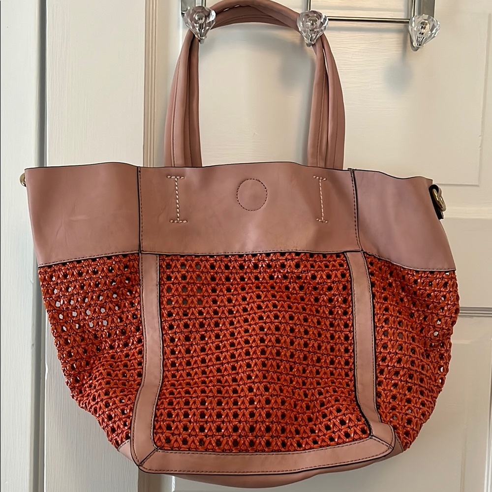 Stylish Pink and Orange Women's Tote Bag